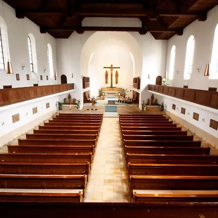 Kloster St. Josef 2* נוימרקט אין דר אוברפפלץ