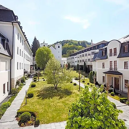 Kloster St. Josef 2*