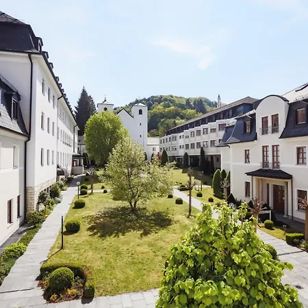 Kloster St. Josef Szálloda Neumarkt in der Oberpfalz