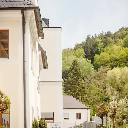 Kloster St. Josef Hotel