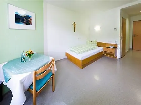 Kloster St. Josef Otel 2*